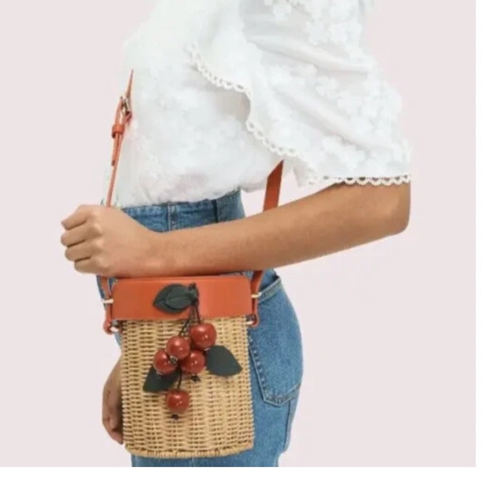 Kate spade cherries basket purse - Picture 4 of 11